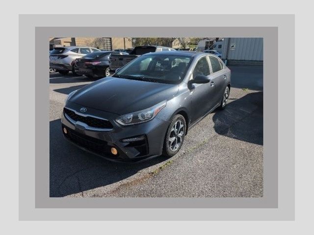 Gravity Gray 2019 Kia Forte LXS FWD Sedan Front-Wheel Drive Continuously Variable Transmission