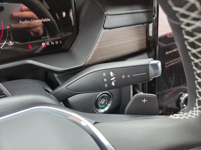 2026 GMC Acadia Denali AWD