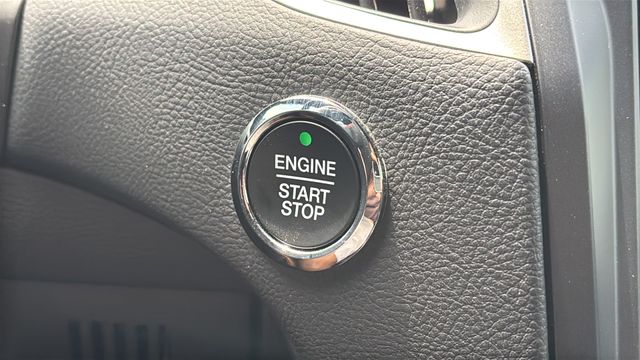Used 2023 Silver Ford ST Line image 34