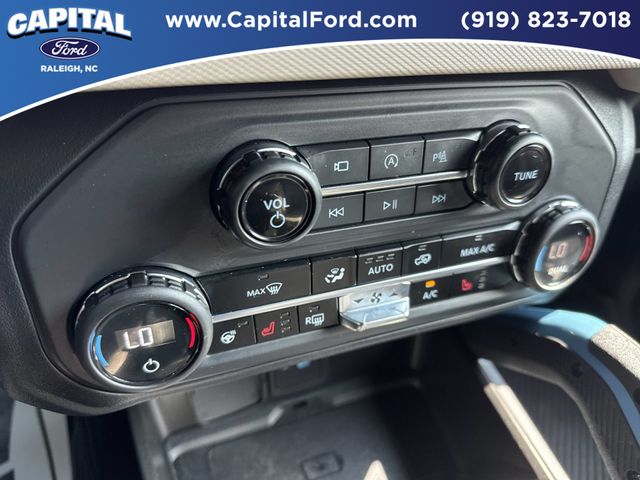 Used 2023 Gray Ford Wildtrak image 29
