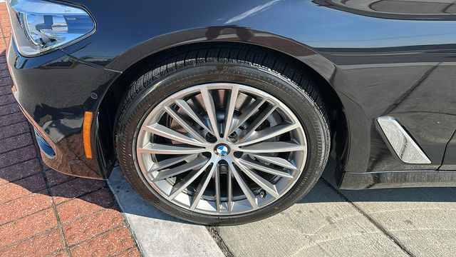 2018 BMW 5 Series 540i 7