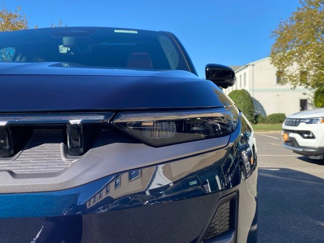 2025 Jeep Wagoneer S