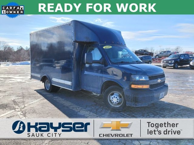 2020 Chevrolet Express Chassis 3500 139 Cutaway RWD