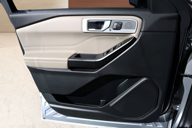 Used Car 2020 Ford Explorer  Limited For Sale Under $25,000 In Austin, Texas