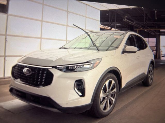 2023 Ford Escape Platinum
