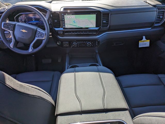 2025 Chevrolet Silverado 2500HD LT photo
