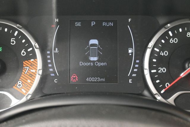 2020 Jeep Renegade Latitude Gray at Durrett Motor Company