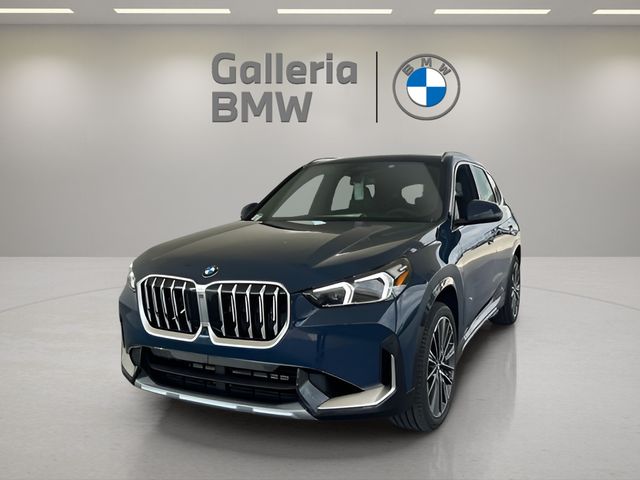 2026 BMW X1 28i's photo