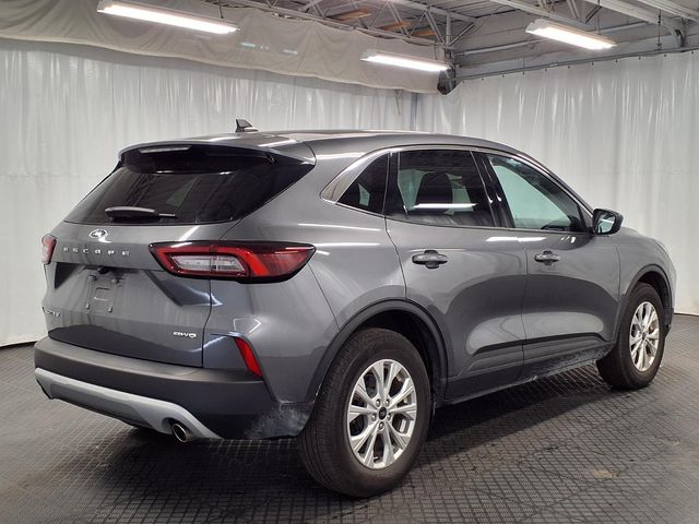 2023 Ford Escape - Image 7