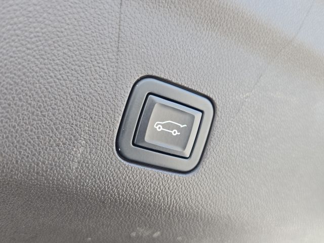 Photo of 2022 GMC Yukon Denali in Dallas, GA - 12,  2022 GMC Yukon Denali:44052A