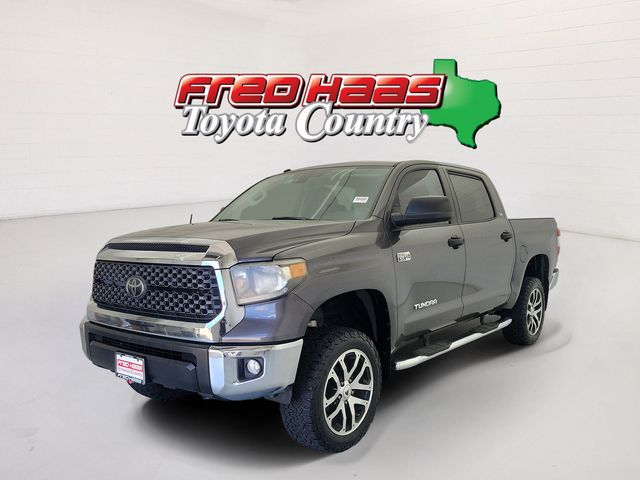 Magnetic Gray Metallic 2018 Toyota Tundra Pickup Truck Four-Wheel Drive 6-Speed Automatic Overdrive