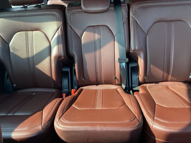 2023 Ford Expedition Max Limited photo