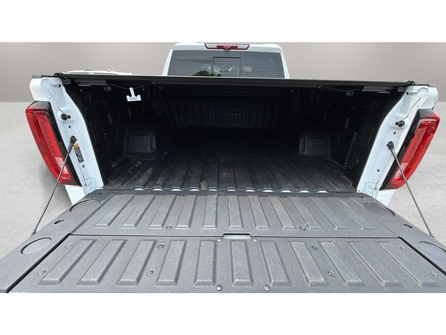 Used 2026 White GMC AT4 image 34