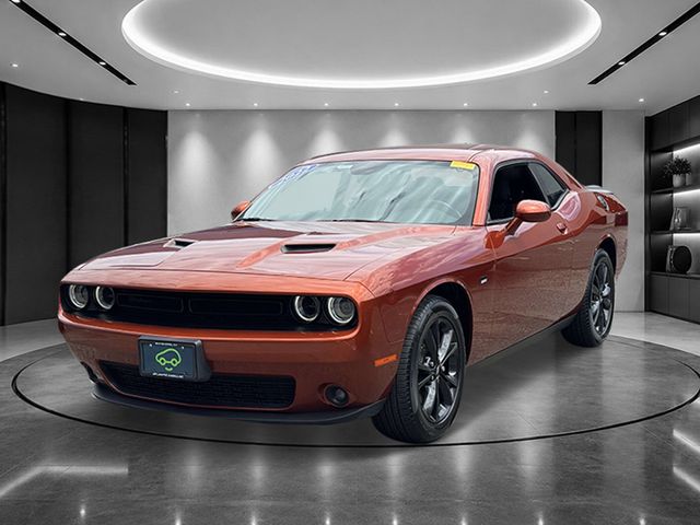 Sinamon Stick 2022 Dodge Challenger SXT AWD Coupe All-Wheel Drive 8-Speed Automatic
