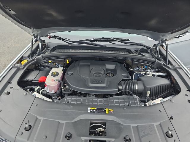 Used 2024 Silver Jeep Overland image 33