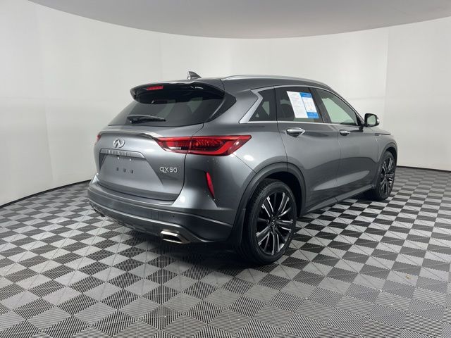 2021 INFINITI QX50 LUXE 10