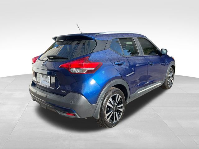 2020 Nissan Kicks SR 10