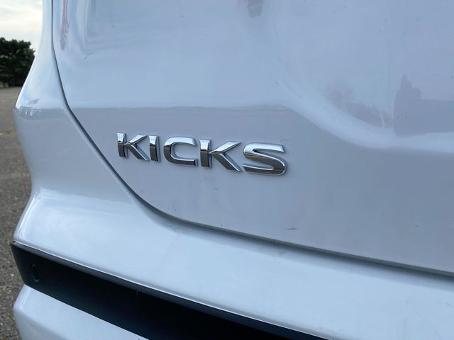 2021 Nissan Kicks S 30