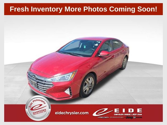 Red 2019 Hyundai Elantra Sedan Front-Wheel Drive 6-Speed Automatic