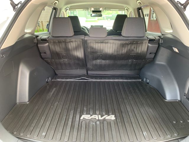 Used 2022 Toyota RAV4 Hybrid SUV