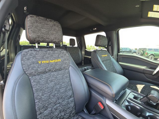 2025 Ford F-150 Tremor:B02534