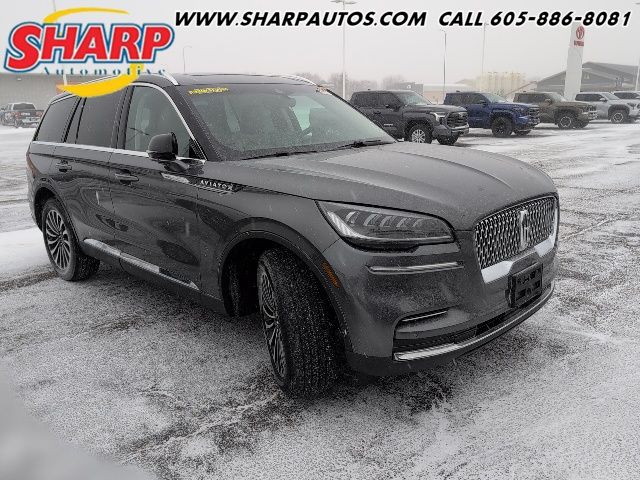 Lincoln Aviator Standard AWD