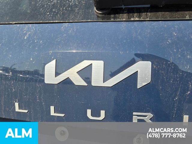 Used 2025 Black Kia S image 23