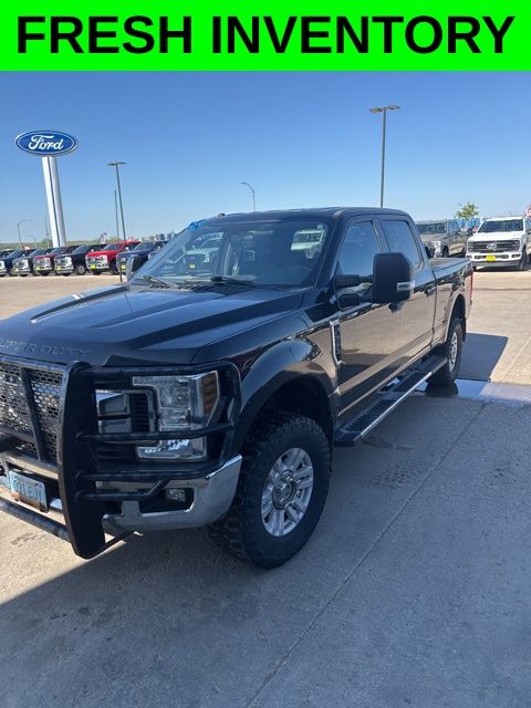  2018 Ford F-250 Super Duty XLT Crew Cab 4WD   