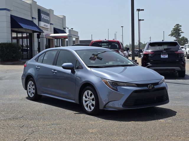  2024 Toyota Corolla LE FWD   