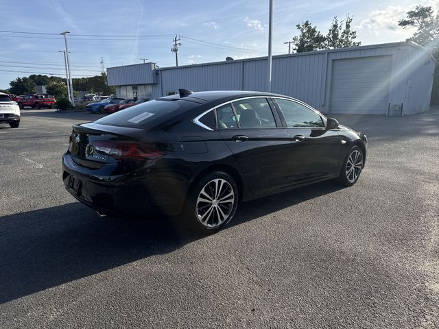 Used 2018 Black Buick Essence image 5