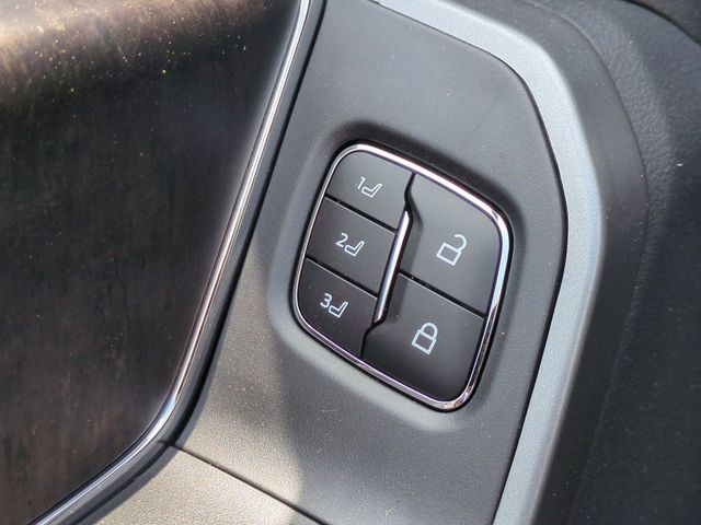 New 2026 Agate Black Metallic Ford F-350® Lariat® image 14