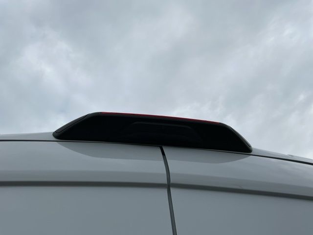 New 2026 Oxford White Ford Base image 7