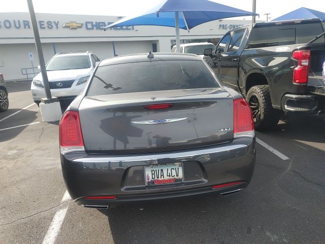 2018 Chrysler 300 Touring 6