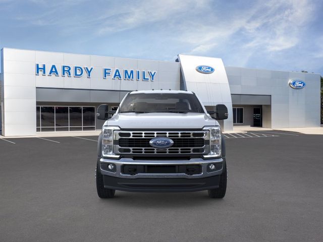 2025 Ford F-550SD XLT:SDA15492