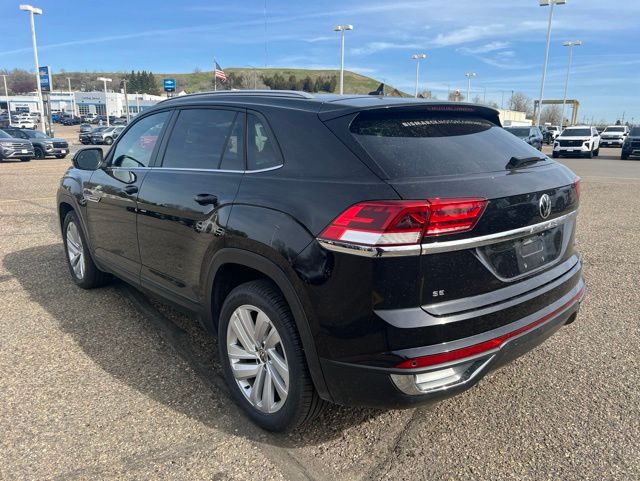 2020 Deep Black Volkswagen Atlas Cross Sport 2.0T SE w/Technology AWD SUV