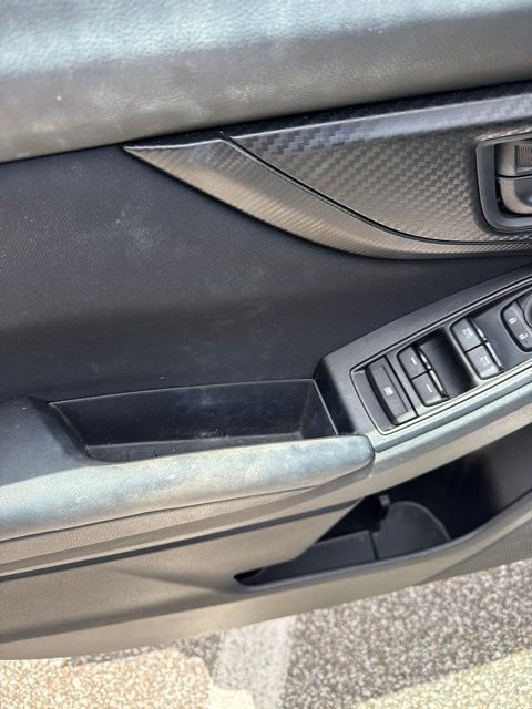 2019 Subaru Impreza 2.0i White at Subaru and VW of Moon Township