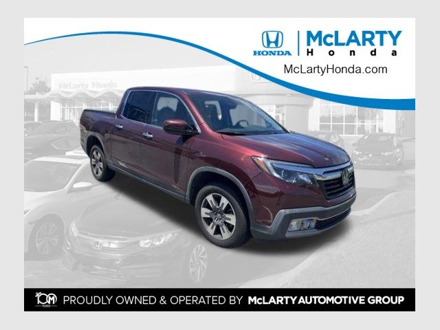 Red (Deep Scarlet Pearl) 2017 Honda Ridgeline Pickup Truck All-Wheel Drive 6-Speed Automatic