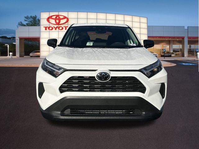 2025 Toyota RAV4 LE 22