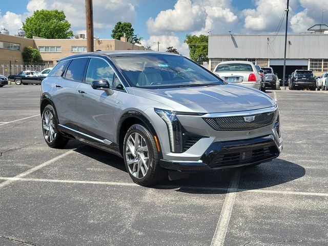 Silver Metallic 2027 Cadillac OPTIQ SUV / Crossover All-Wheel Drive 1-Speed Automatic