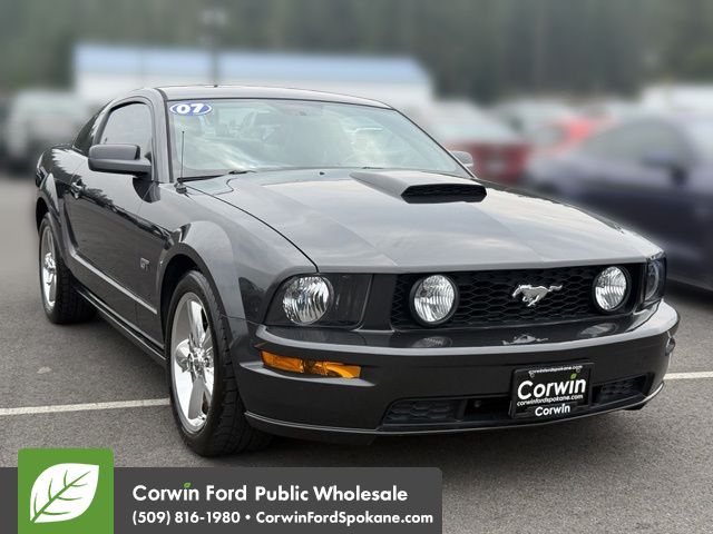 2007 Ford Mustang GT Premium Coupe RWD