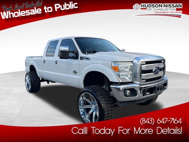 2014 White Platinum Clearcoat Metallic Ford F-250SD Platinum 4X4 Truck