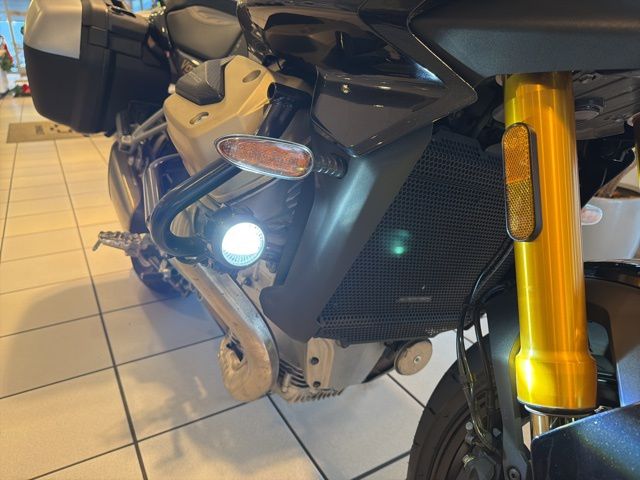 2023 – Moto Guzzi – Mandello