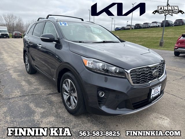 Gray (Platinum Graphite) 2019 Kia Sorento SUV / Crossover 8-Speed Automatic