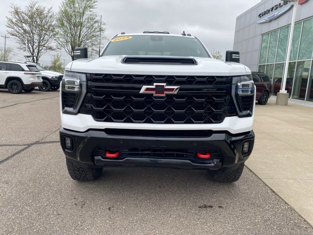 2025 Chevrolet Silverado 2500HD ZR2 - Summit White exterior view 2