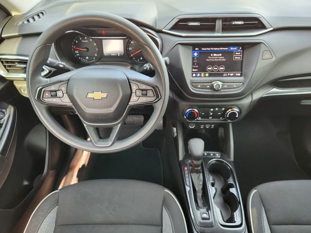 2023 Chevrolet TrailBlazer LT White at AutoSavvy Houston Southwest