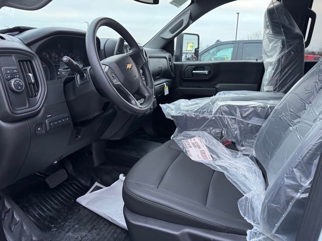 2024 Chevrolet Silverado 2500HD Work Truck photo