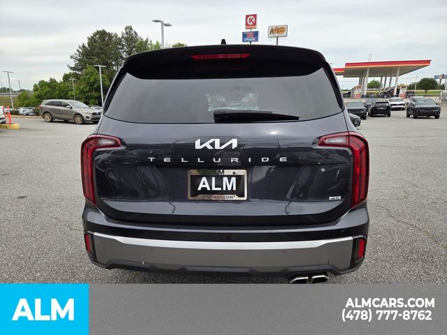 Used 2025 Gray Kia S image 10
