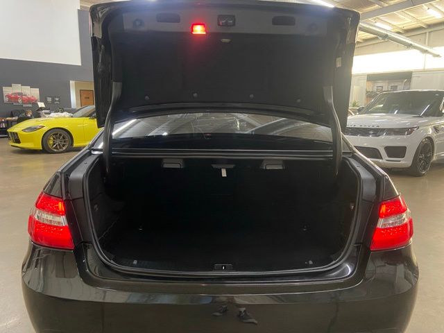 2011 Mercedes-Benz E 350 thumbnail 8