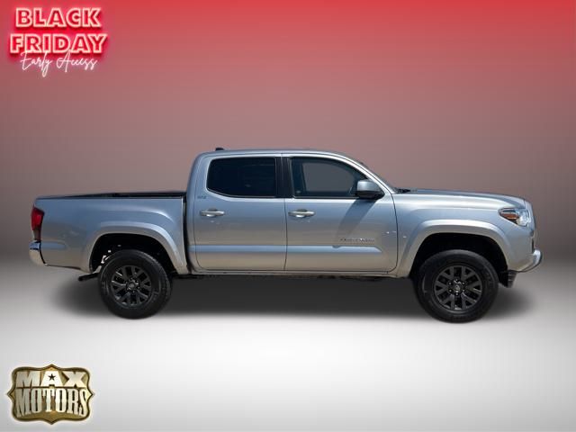 2022 Toyota Tacoma SR5 3