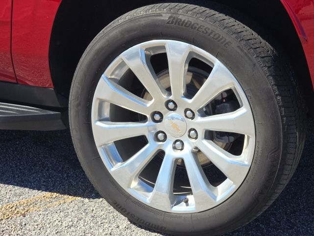 2023 Chevrolet Suburban Premier:C02421